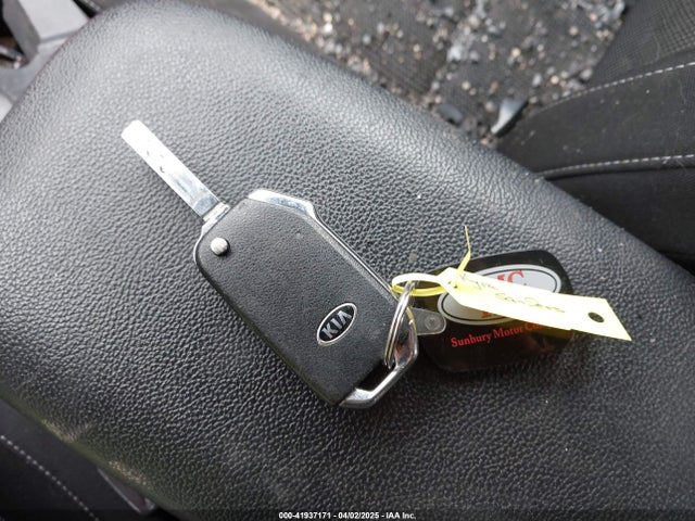 3KPF24AD1ME270655 KIA Forte Lxs