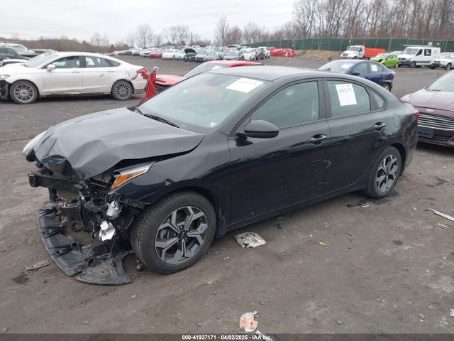 3KPF24AD1ME270655 KIA Forte Lxs