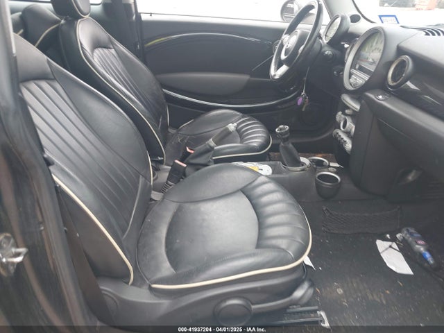 2009 MINI COOPER WMWMF33559TU70378 Photo 4