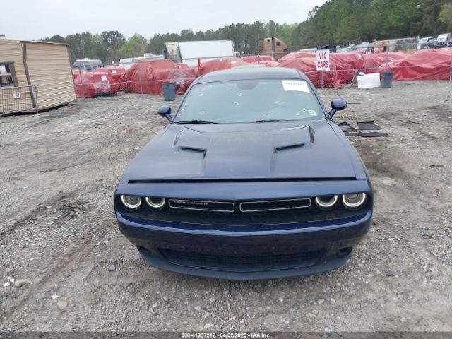 2C3CDZAG8FH717658 Dodge Challenger Sxt