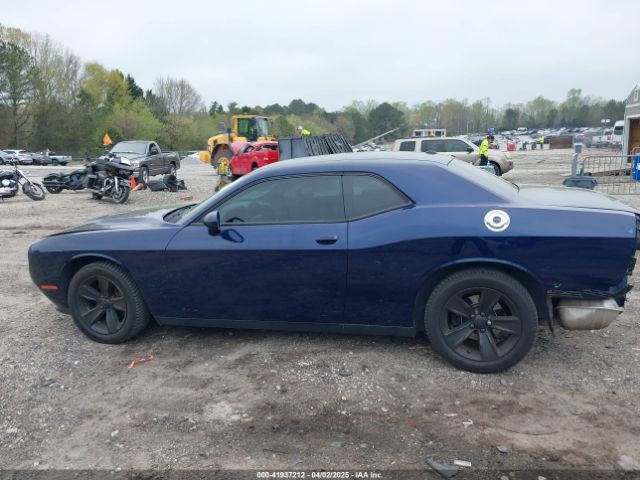 2C3CDZAG8FH717658 Dodge Challenger Sxt