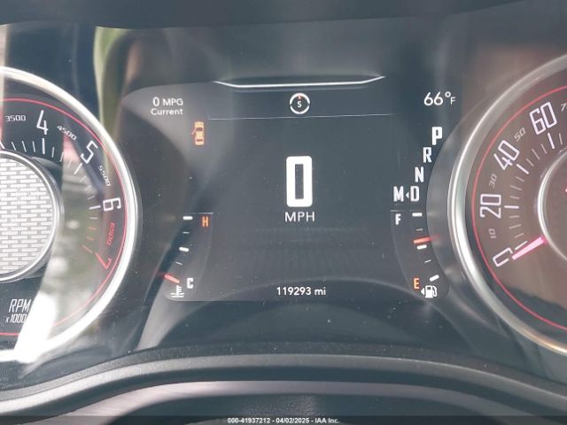 2C3CDZAG8FH717658 Dodge Challenger Sxt