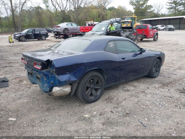 2C3CDZAG8FH717658 Dodge Challenger Sxt
