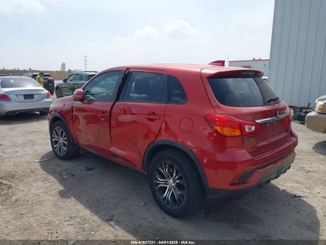 2018 MITSUBISHI OUTLANDER SPORT JA4AP3AU5JU018517 Photo 2