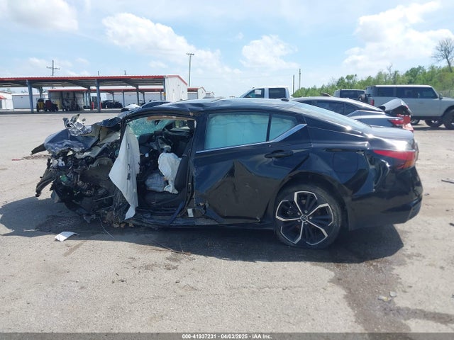 1N4BL4CV1PN399101 Nissan Altima Sr Fwd