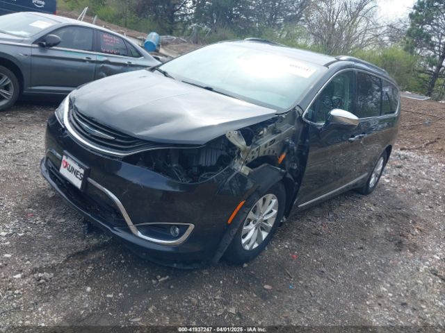 2018 CHRYSLER PACIFICA HYBRID 2C4RC1N71JR230065 Photo 1
