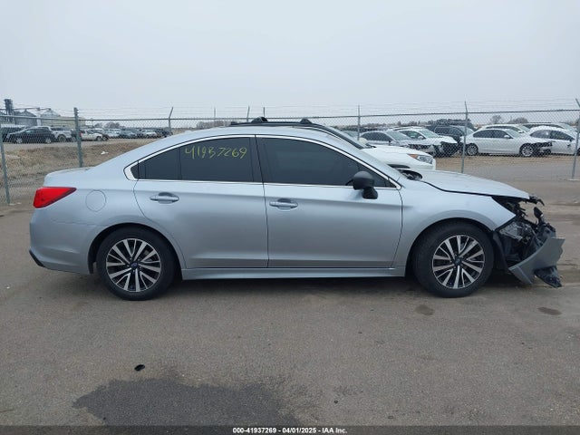 4S3BNAB63K3034212 Subaru Legacy 2.5i