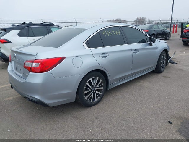 4S3BNAB63K3034212 Subaru Legacy 2.5i
