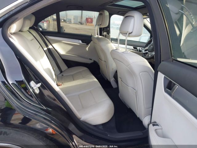 WDDGF4HB5EA933412 Mercedes-Benz C 250 Luxury/sport