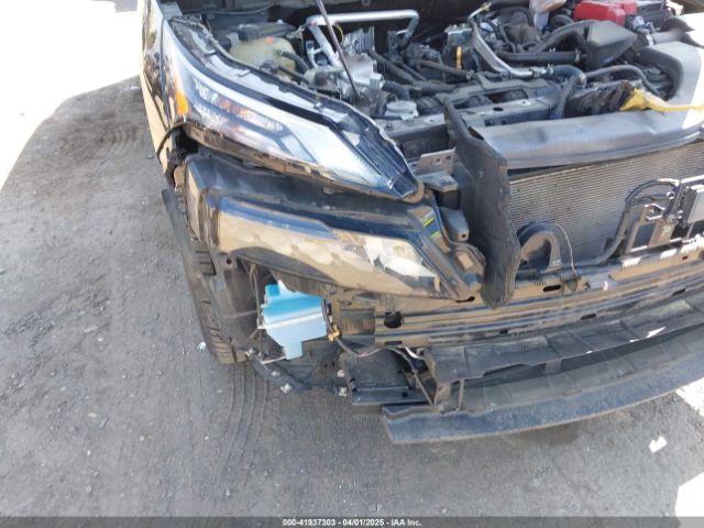 5N1AT3AB3MC738257 Nissan Rogue S Intelligent Awd
