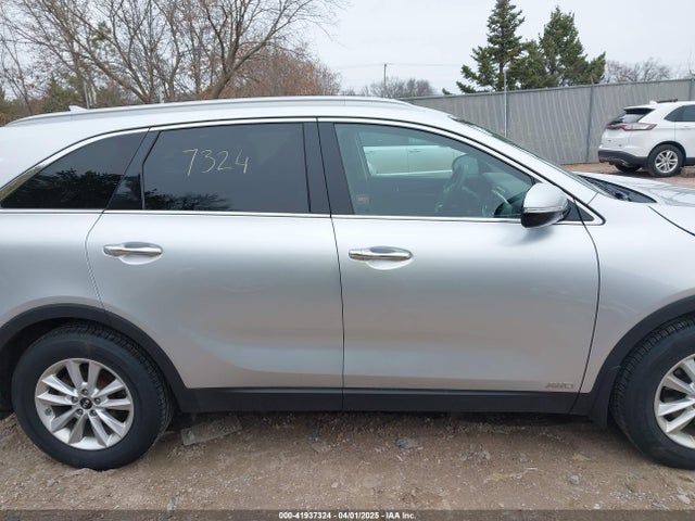 5XYPGDA38KG433041 KIA Sorento 2.4l Lx