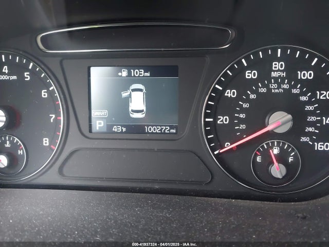 5XYPGDA38KG433041 KIA Sorento 2.4l Lx