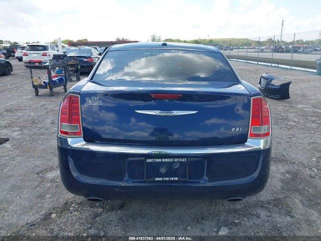 2C3CCAAG6EH288572 Chrysler 300