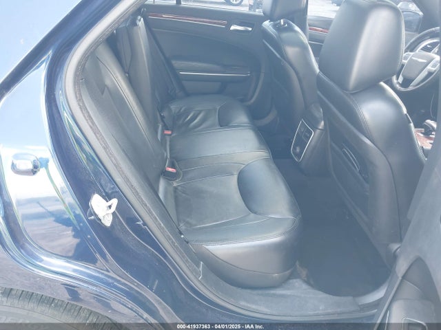2C3CCAAG6EH288572 Chrysler 300
