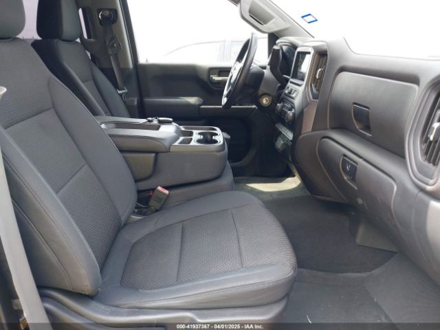 3GCPYBEH9KG238011 Chevrolet Silverado 1500 Custom