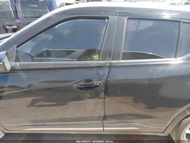 3N1CP5CU9KL519108 Nissan KICKS SR