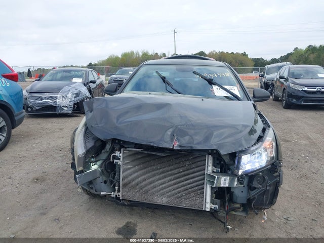 1G1PA5SG8E7296220 Chevrolet Cruze Ls Auto