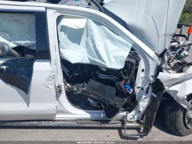 1GTP8BEK6KZ363219 GMC Sierra 1500 Sle