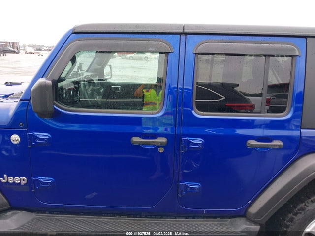 1C4HJXDG9LW108151 Jeep Wrangler Unlimited Sport S 4x4