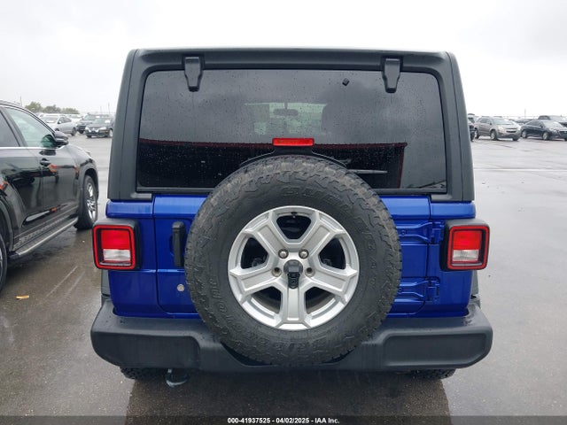 1C4HJXDG9LW108151 Jeep Wrangler Unlimited Sport S 4x4