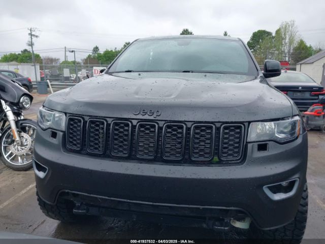 1C4RJFAG2JC500227 Jeep Grand Cherokee Upland 4x4