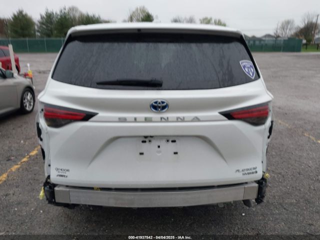 5TDESKFC4RS137515 Toyota Sienna Platinum