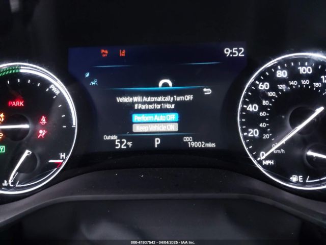 5TDESKFC4RS137515 Toyota Sienna Platinum