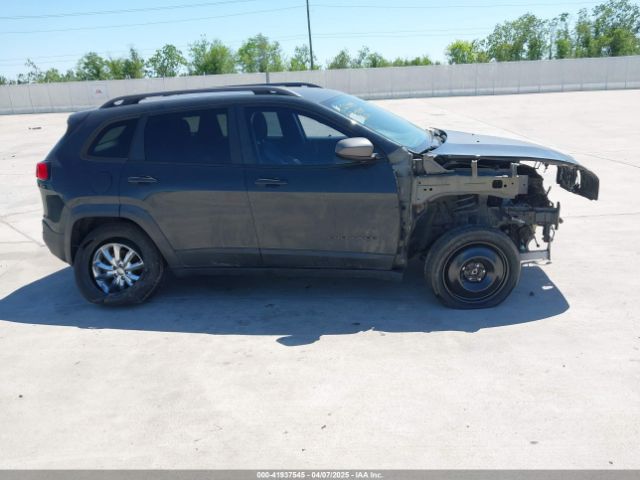 1C4PJMBS3GW232519 Jeep Cherokee Trailhawk