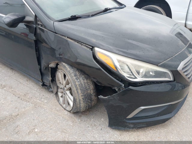 5NPE24AF8HH592806 Hyundai SONATA SE