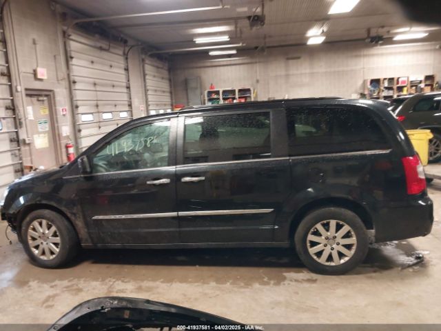 2C4RC1BG1GR165957 Chrysler Town & Country Touring