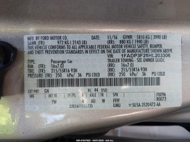 Ford FOCUS SE 2017 1FADP3F28HL203306 Image 9