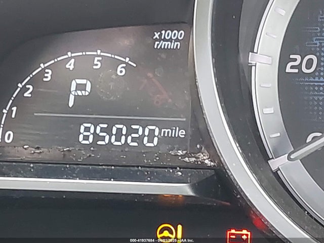 3MYDLBYV9JY321158 Toyota YARIS IA