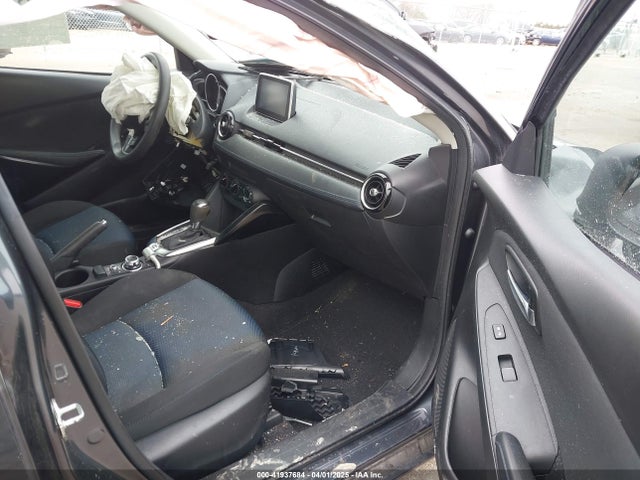 3MYDLBYV9JY321158 Toyota YARIS IA
