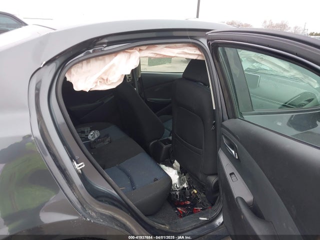 3MYDLBYV9JY321158 Toyota YARIS IA