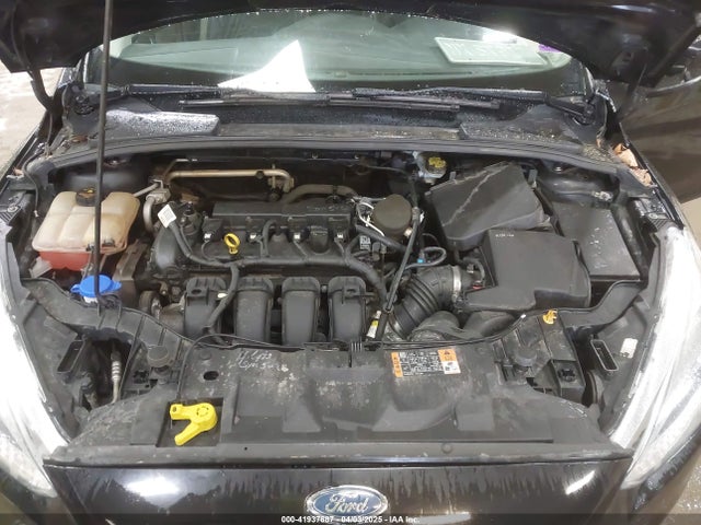1FADP3F24FL285287 Ford FOCUS SE