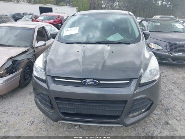 1FMCU0G75GUB10934 Ford ESCAPE SE