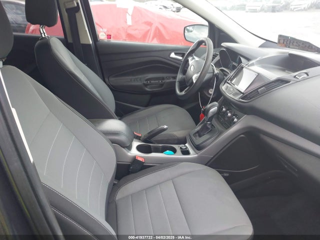 1FMCU0G75GUB10934 Ford ESCAPE SE