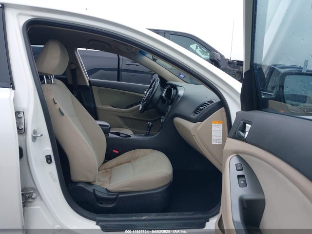 KIA Optima Hybrid Lx 2014 KNAGM4AD8E5067173 Image 5