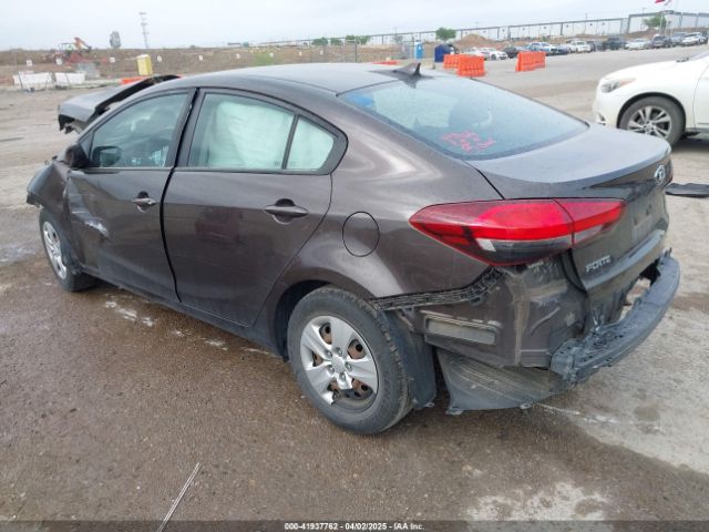 3KPFK4A75JE221688 KIA FORTE LX
