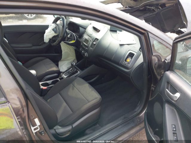 3KPFK4A75JE221688 KIA FORTE LX