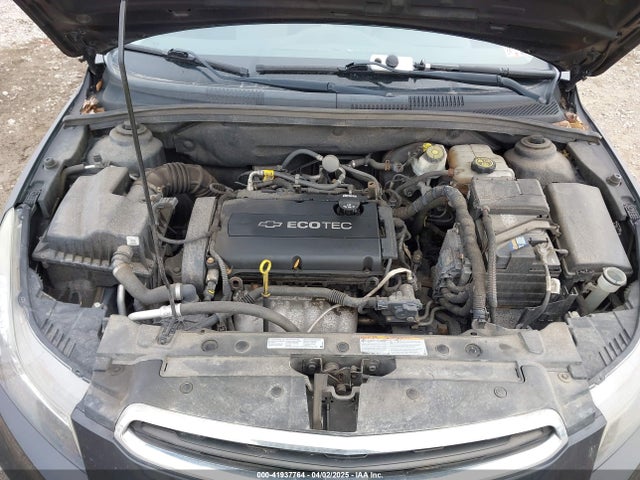 1G1PA5SG2F7105750 Chevrolet Cruze Ls Auto