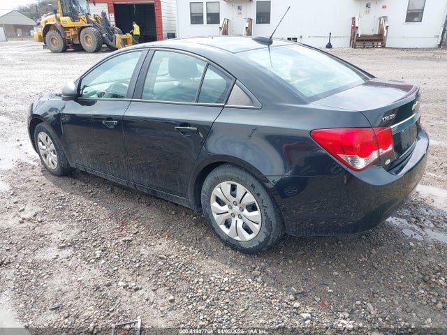 1G1PA5SG2F7105750 Chevrolet Cruze Ls Auto