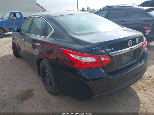 1N4AL3AP7HN327069 Nissan Altima 2.5 S