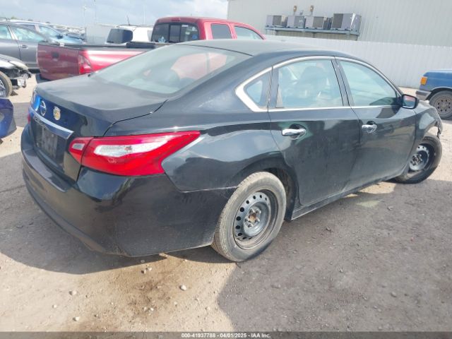 1N4AL3AP7HN327069 Nissan Altima 2.5 S
