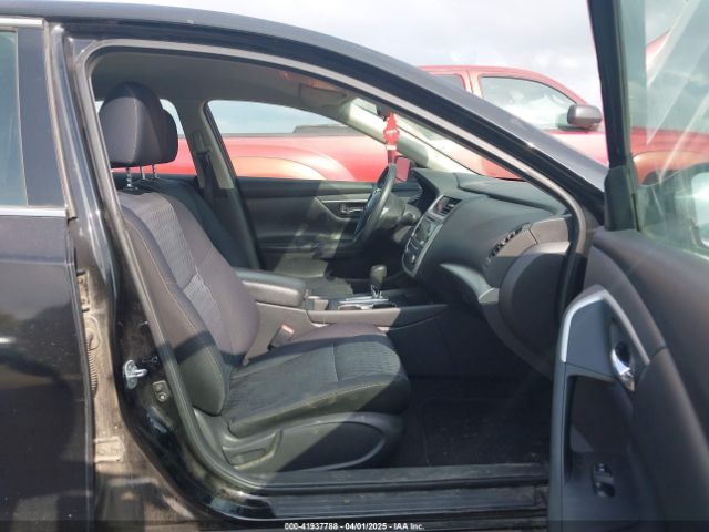 1N4AL3AP7HN327069 Nissan Altima 2.5 S