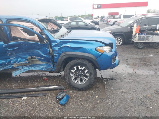 5TFCZ5AN5HX104657 Toyota Tacoma Trd Off Road