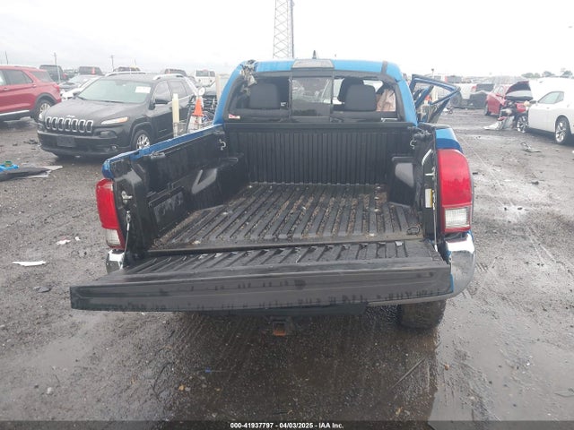 5TFCZ5AN5HX104657 Toyota Tacoma Trd Off Road