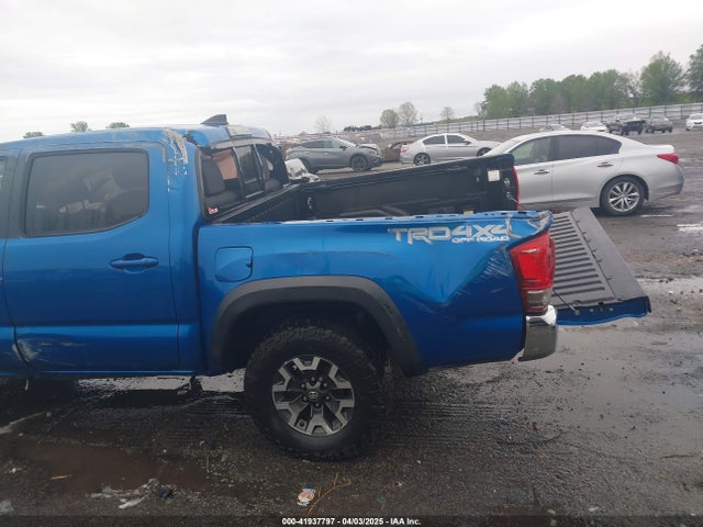 5TFCZ5AN5HX104657 Toyota Tacoma Trd Off Road