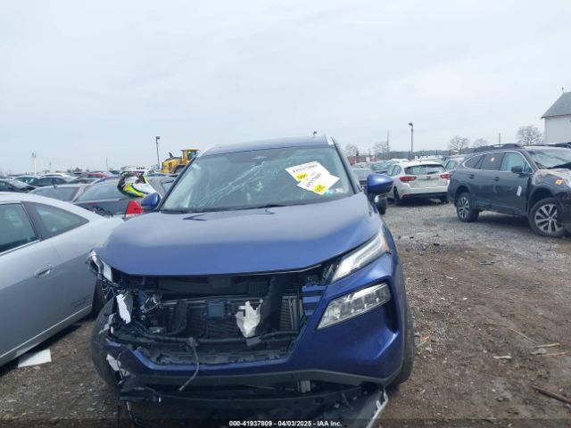 JN8BT3DD8NW270407 Nissan Rogue Platinum Intelligent Awd