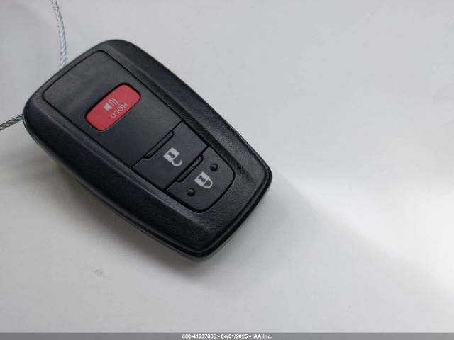 JTNKHMBX6K1055144 Toyota C-HR XLE